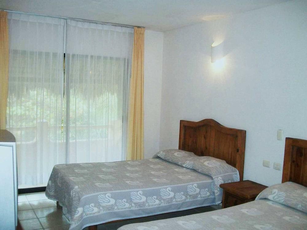 Hotel Istirincha Nautla Екстериор снимка